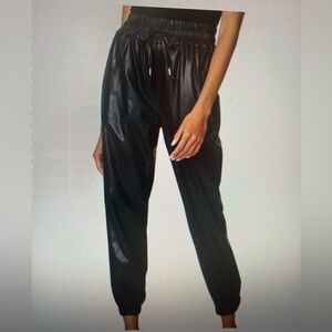 Banana Republic Women's Slim Vegan Leather Black Joggers Size Medium TALL